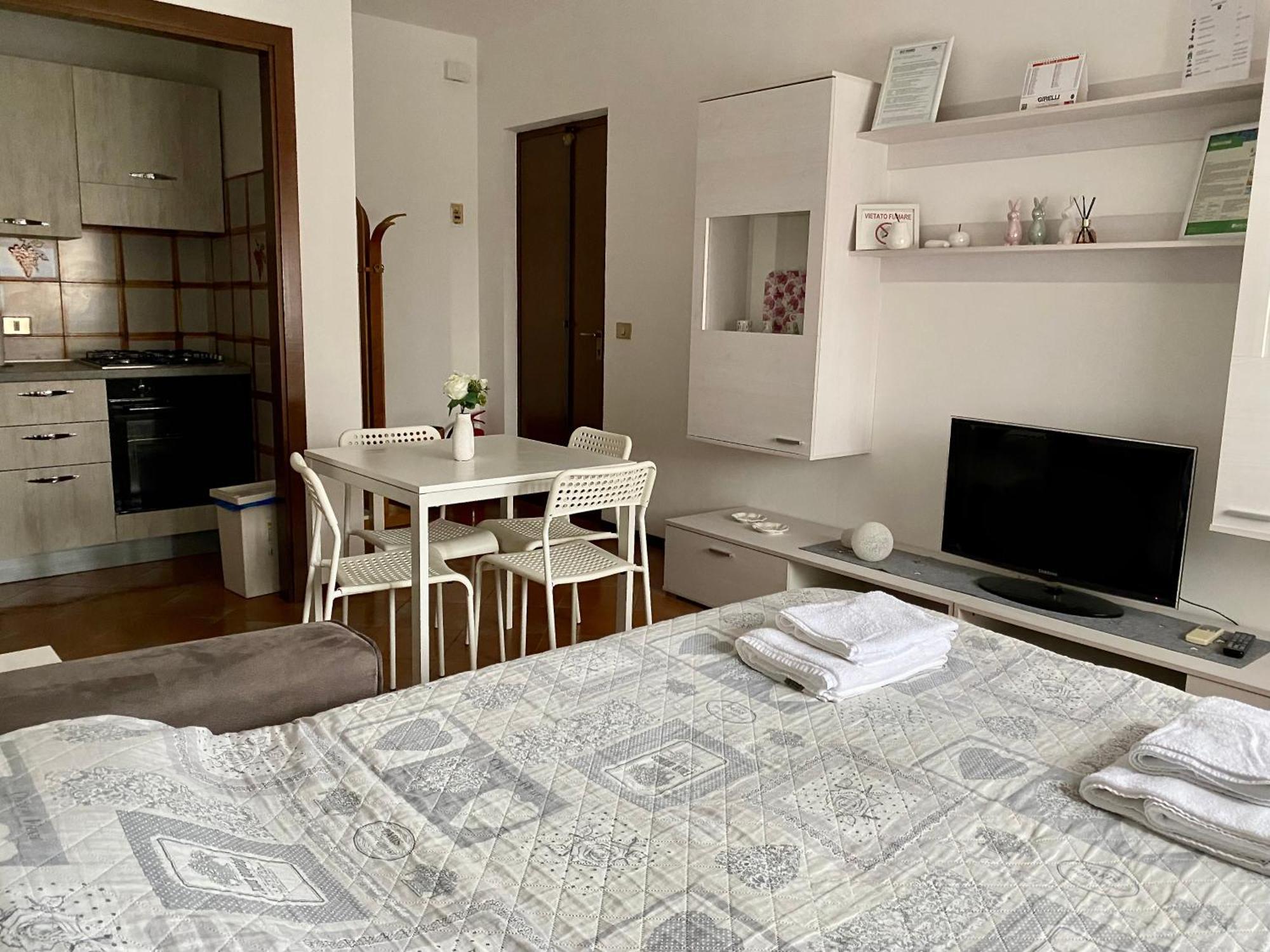Casa Gaia- Castelnuovo Del Garda Apartment Cavalcaselle Ngoại thất bức ảnh